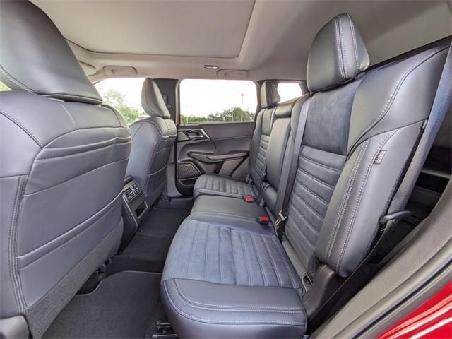 new 2025 Mitsubishi Outlander car, priced at $40,350