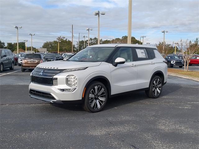 new 2025 Mitsubishi Outlander car, priced at $40,040