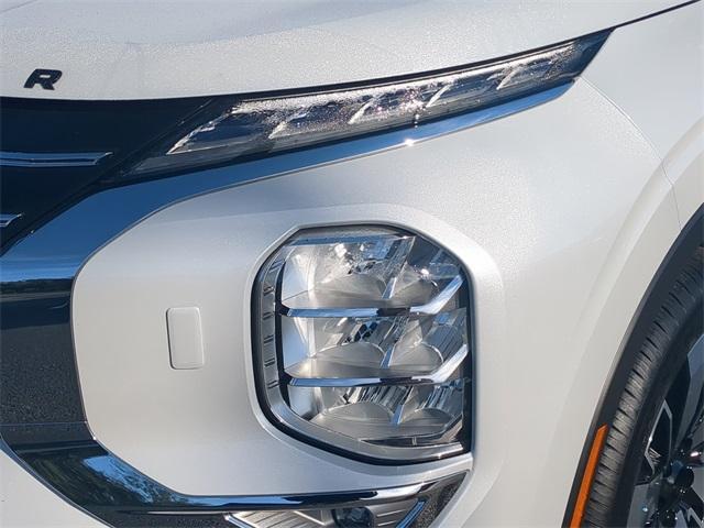 new 2025 Mitsubishi Outlander car, priced at $41,810