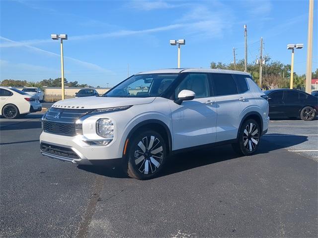 new 2025 Mitsubishi Outlander car, priced at $41,810