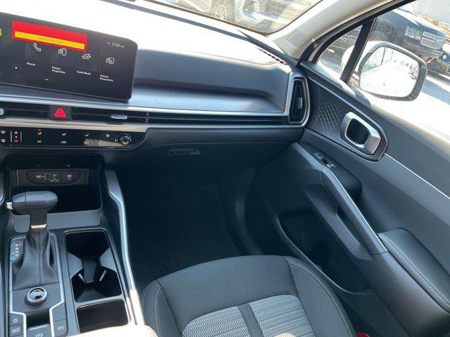 new 2026 Kia Sorento car, priced at $31,355