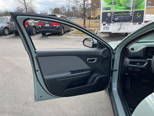 new 2025 Kia K4 car, priced at $23,115