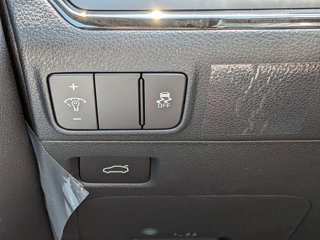 new 2026 Kia K5 car, priced at $27,720