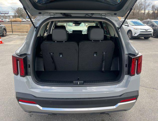 new 2026 Kia Sorento car, priced at $35,560