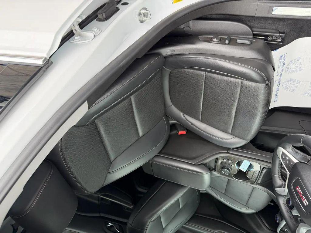 used 2023 GMC Acadia car, priced at $25,000