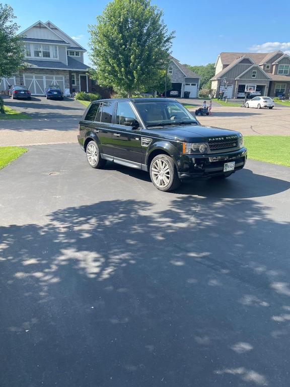 Land Rover Range Rover Sport view 2