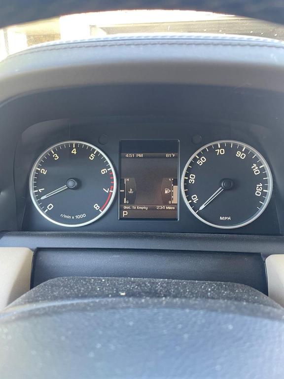 Land Rover Range Rover Sport view 8