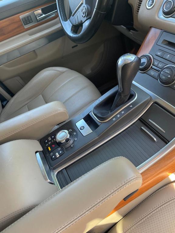 Land Rover Range Rover Sport view 14