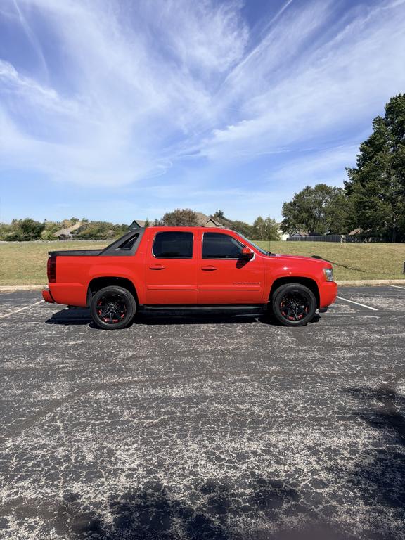 2007 Chevrolet Avalanche 1500 LT thumbnail 8