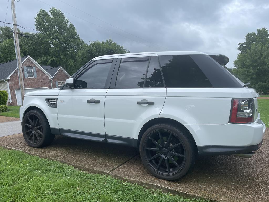 Land Rover Range Rover Sport view 10