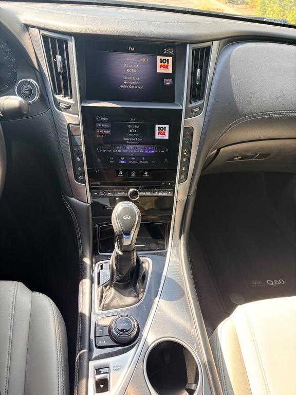 2020 Infiniti Q60 3.0t LUXE thumbnail 12