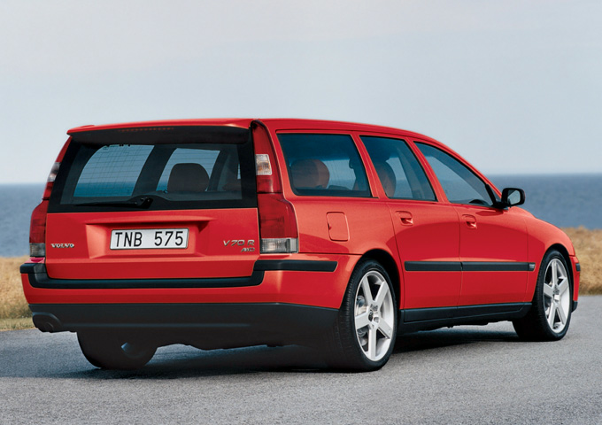 New 2004 Volvo V70
