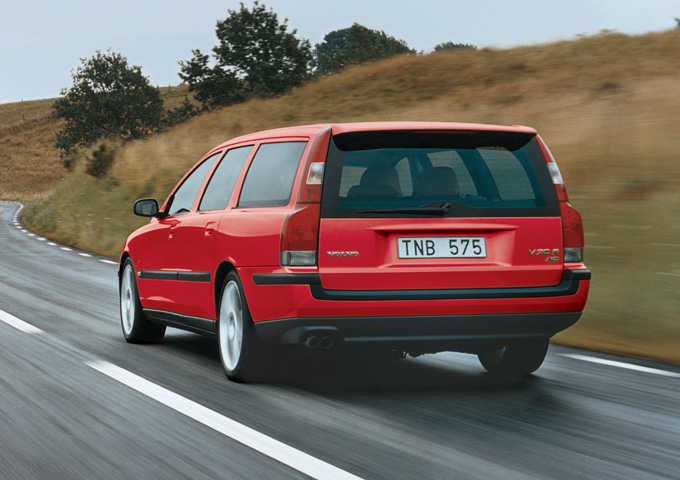 New 2004 Volvo V70