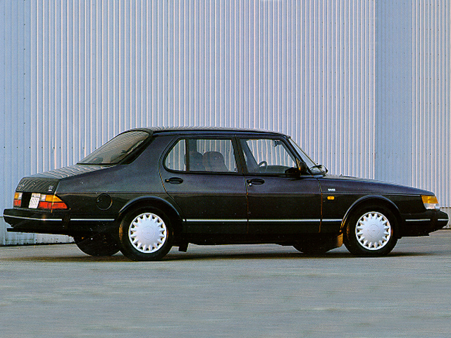 New 1992 Saab 900