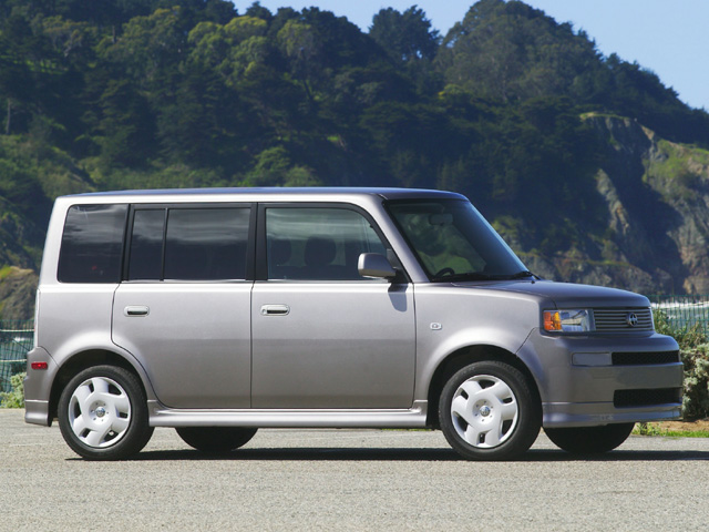 New 2004 Scion xB