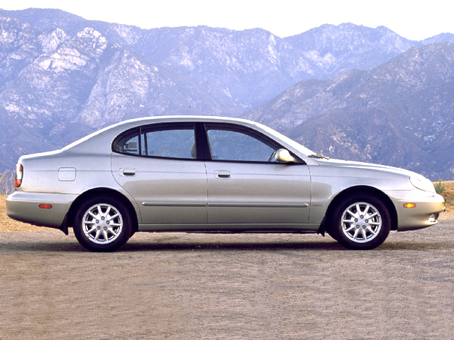 New 2000 Daewoo Leganza