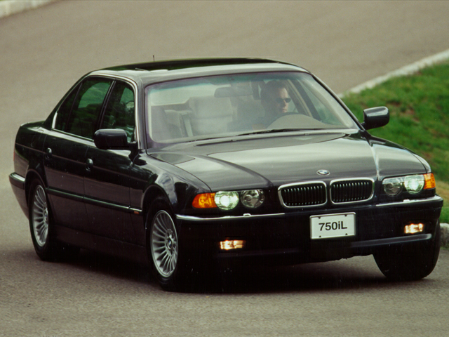 New 2000 BMW 750