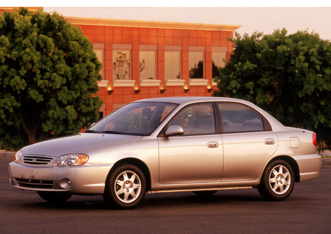 New 2002 Kia Spectra