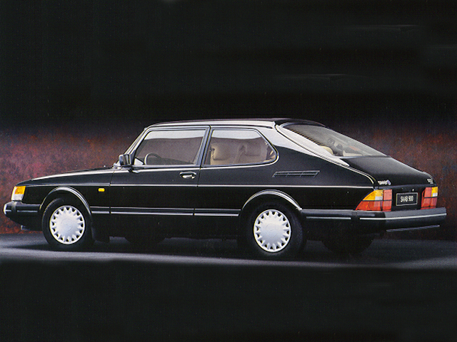 New 1993 Saab 900