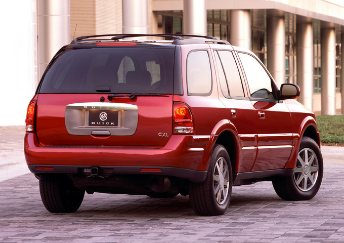 New 2004 Buick Rainier