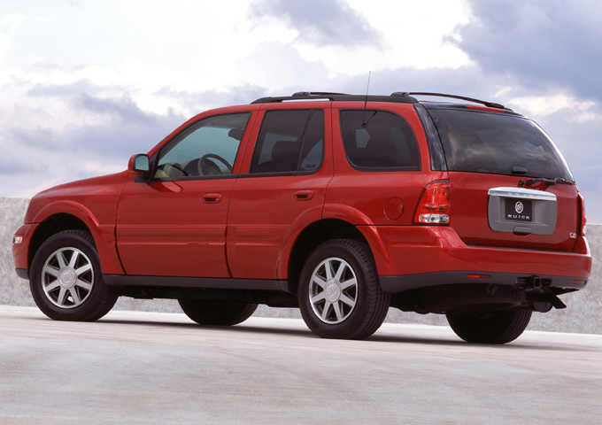 New 2004 Buick Rainier