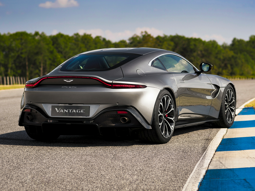 New 2022 Aston Martin Vantage