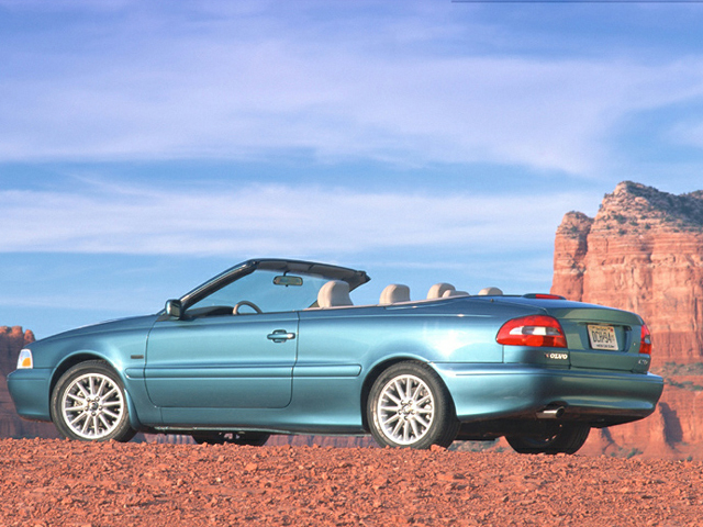 New 2000 Volvo C70