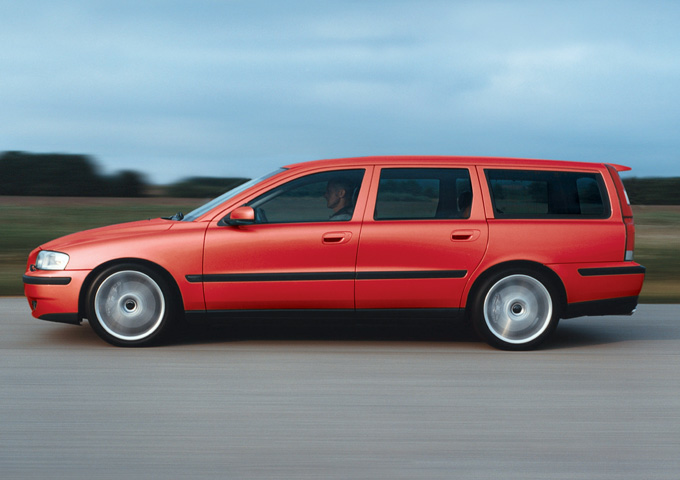 New 2004 Volvo V70