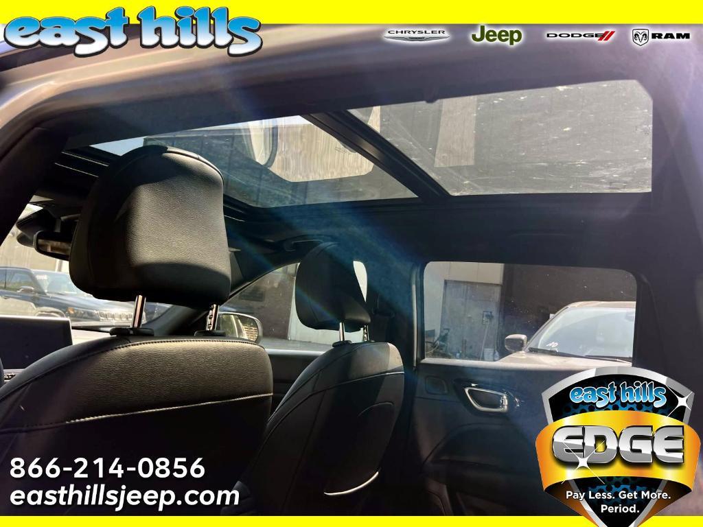 new 2025 Jeep Compass car, priced at $40,105
