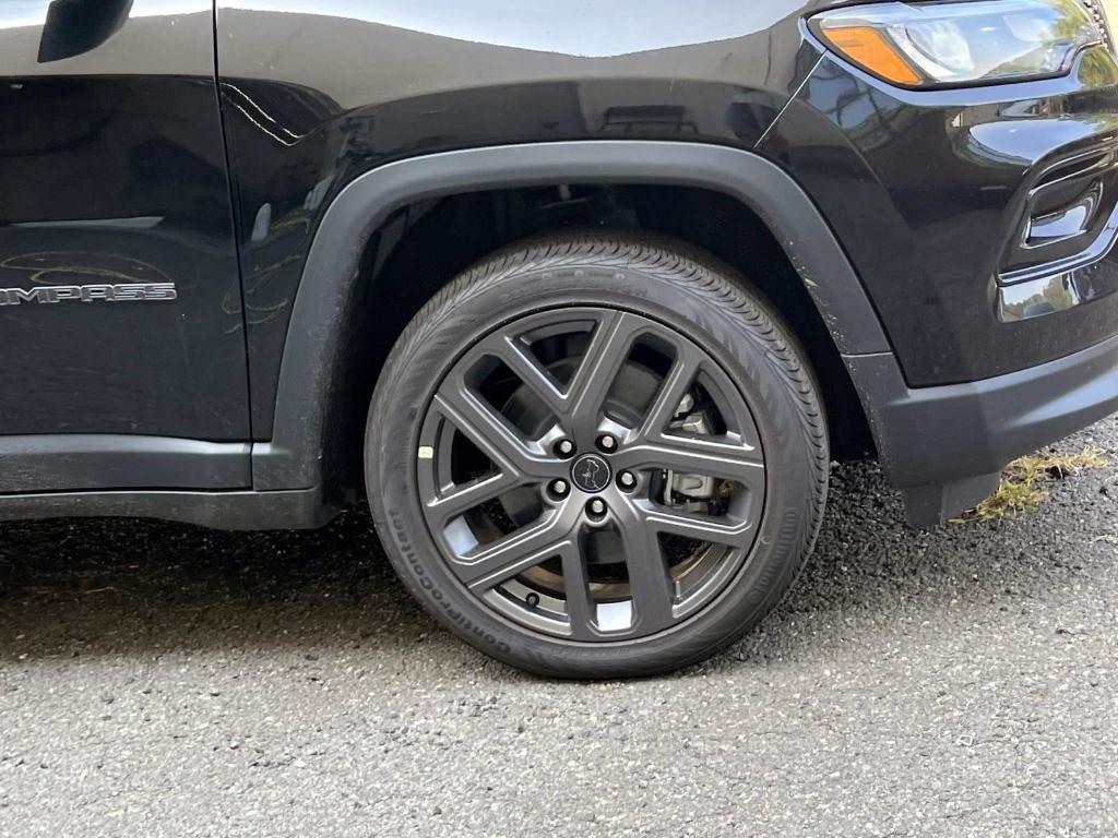 new 2025 Jeep Compass car, priced at $40,105
