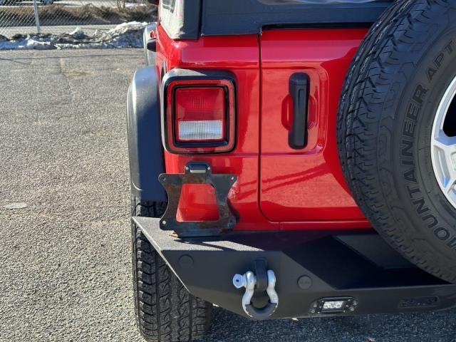 used 2021 Jeep Wrangler Unlimited car, priced at $27,586