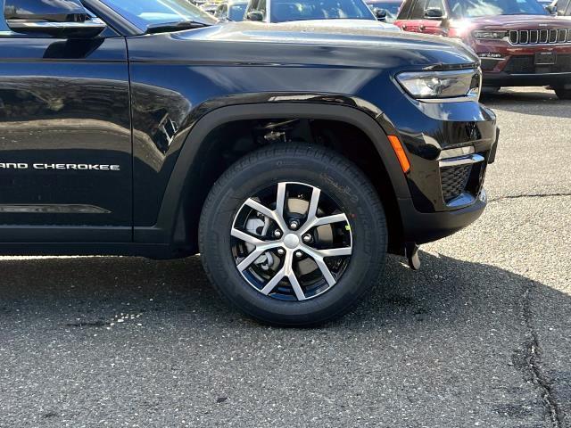 new 2025 Jeep Grand Cherokee car, priced at $49,810