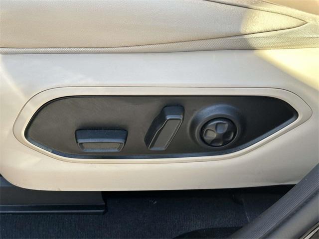 used 2023 Jeep Grand Cherokee L car, priced at $27,220