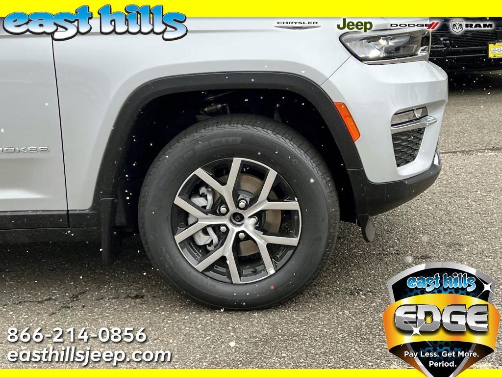new 2025 Jeep Grand Cherokee car, priced at $50,435