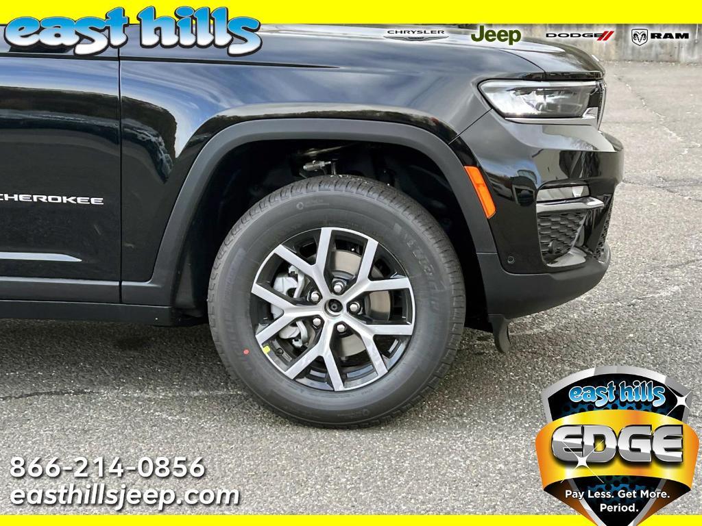 new 2025 Jeep Grand Cherokee car, priced at $52,935