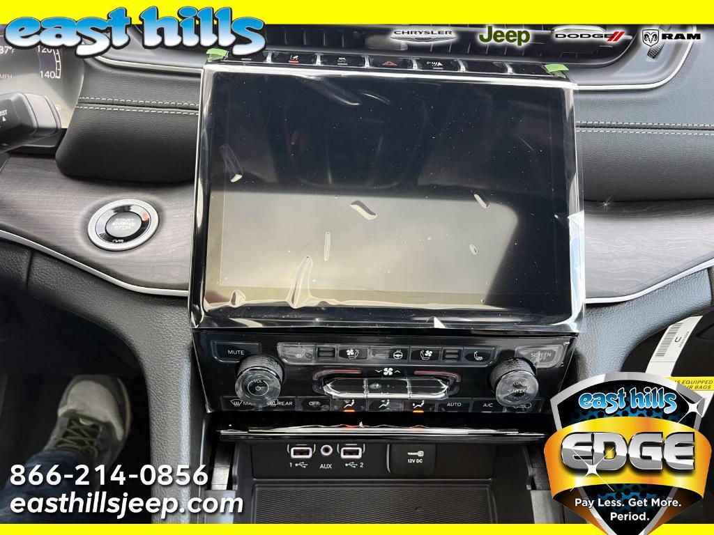 new 2025 Jeep Grand Cherokee car, priced at $52,935