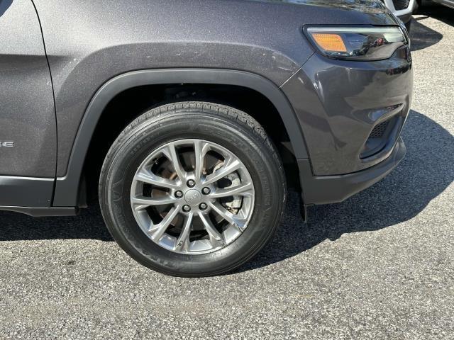 used 2022 Jeep Cherokee car, priced at $24,481