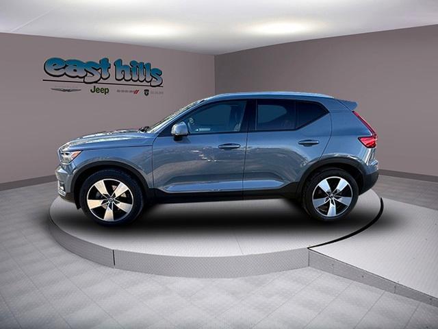 used 2021 Volvo XC40 car, priced at $25,211