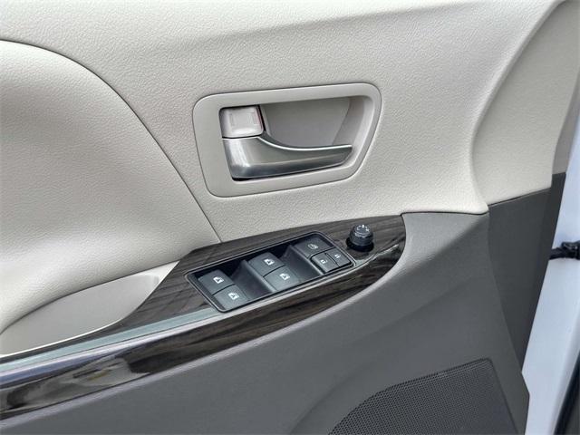 used 2020 Toyota Sienna car, priced at $27,490