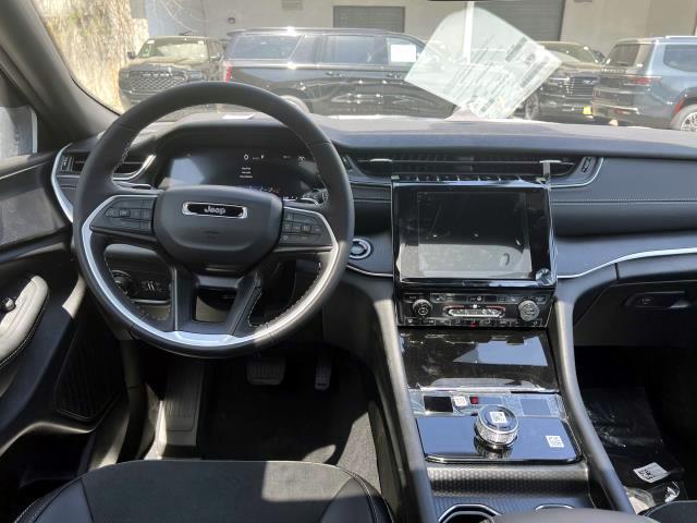 new 2025 Jeep Grand Cherokee L car, priced at $49,780