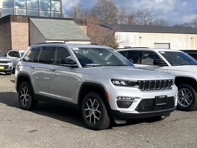 new 2024 Jeep Grand Cherokee L car, priced at $54,910