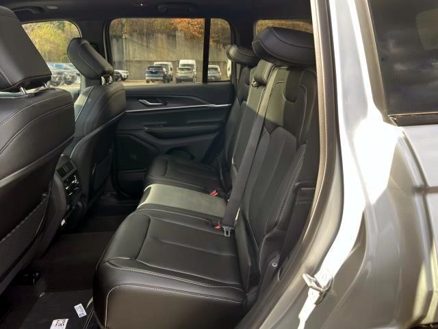 new 2024 Jeep Grand Cherokee L car, priced at $54,910