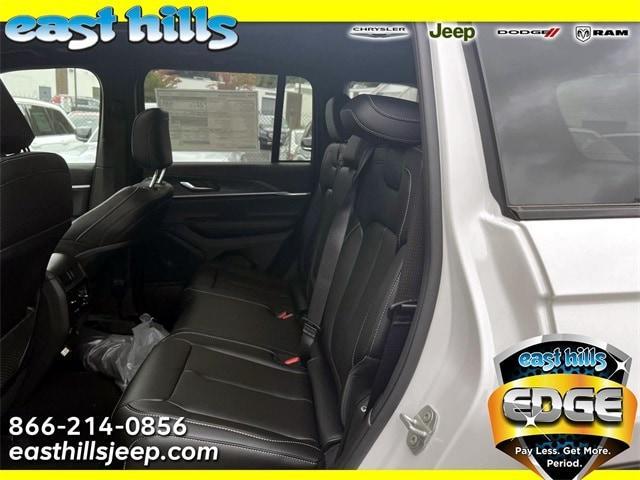 new 2025 Jeep Grand Cherokee car, priced at $49,840