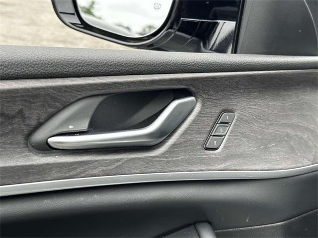 used 2024 Jeep Grand Cherokee L car