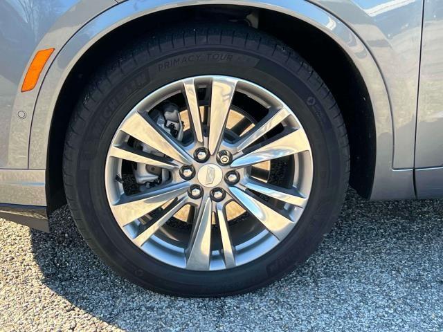 used 2022 Cadillac XT6 car, priced at $36,382