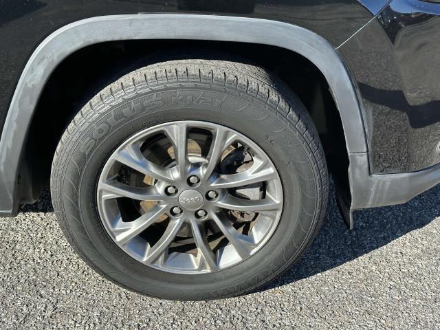 used 2019 Jeep Cherokee car, priced at $14,405