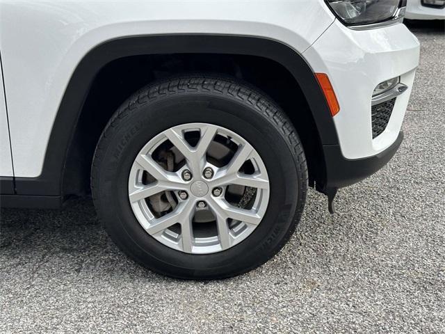 used 2023 Jeep Grand Cherokee car, priced at $30,995