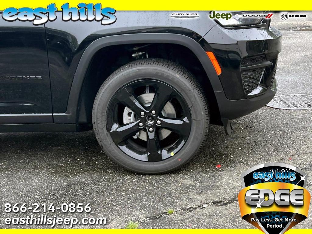 new 2025 Jeep Grand Cherokee car, priced at $48,375