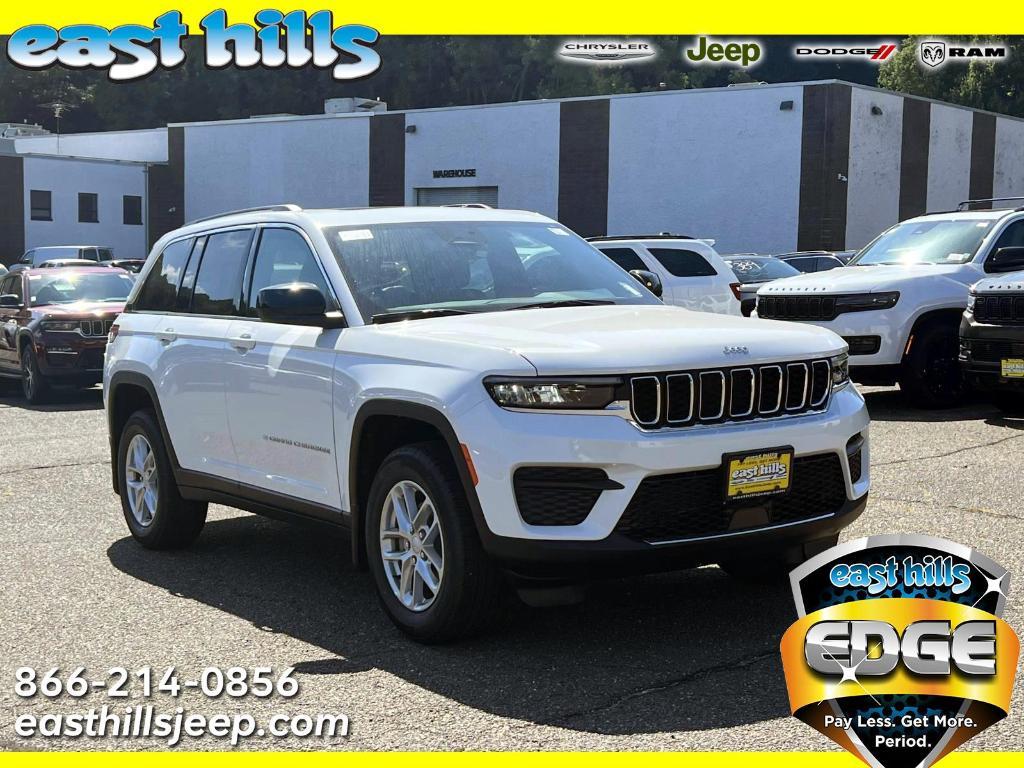 new 2025 Jeep Grand Cherokee car, priced at $44,000