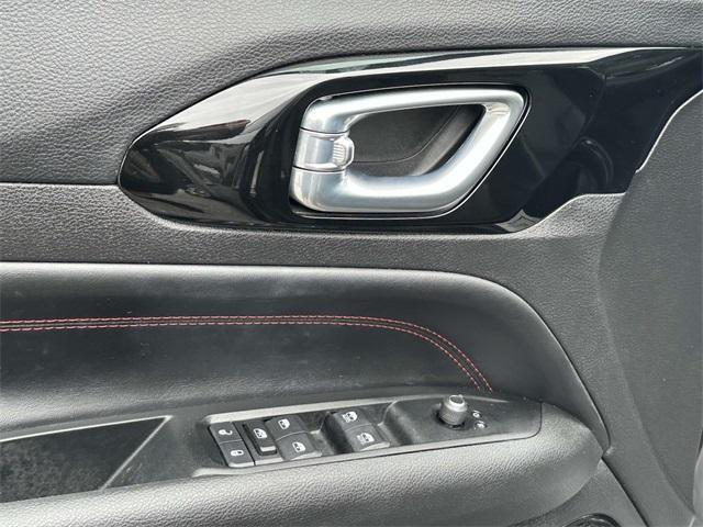 used 2022 Jeep Compass car, priced at $21,590